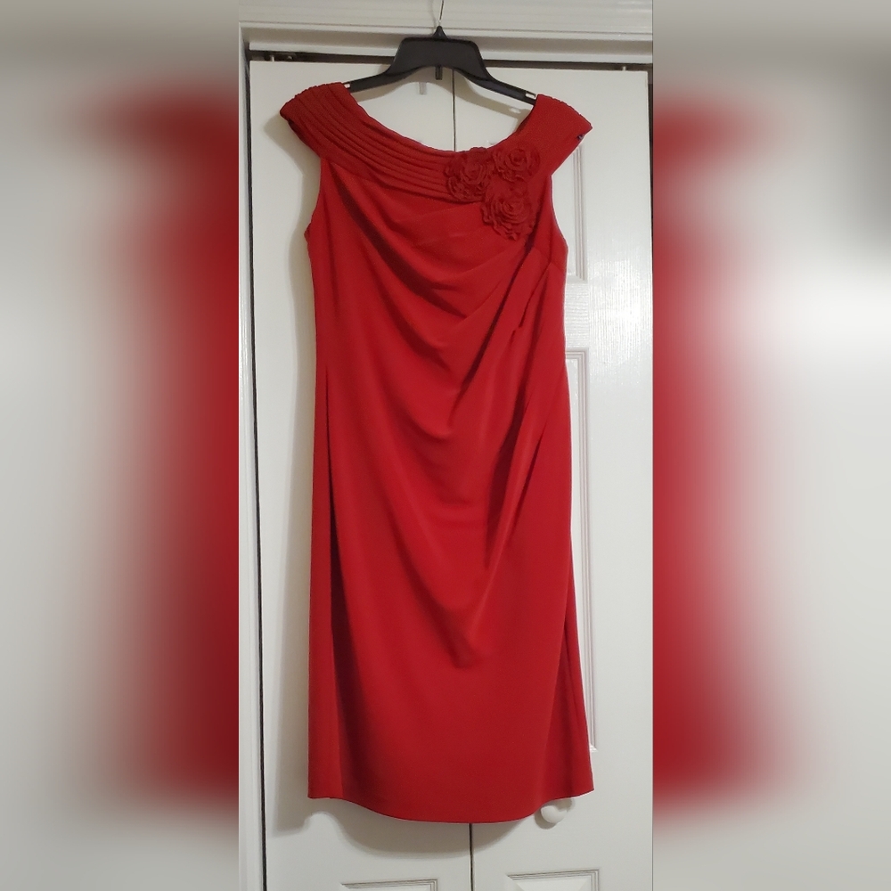 Adrianna Papell Rose Sz 12 Sleeveless Formal Holiday Cocktail Christmas Dress